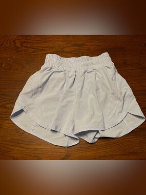 lululemon athletica Light Blue Women's Athletic Shorts size 4 NWOT
